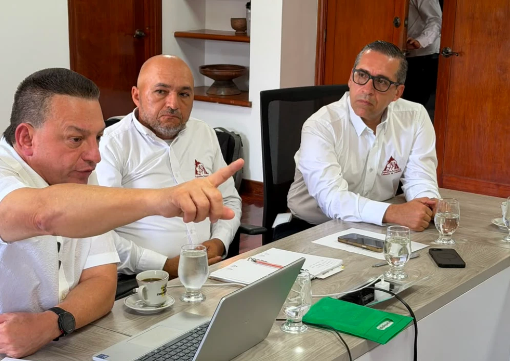 Comité de Cafeteros de Risaralda y CARDER fortalecen alianza por la conservación del capital natural del departamento