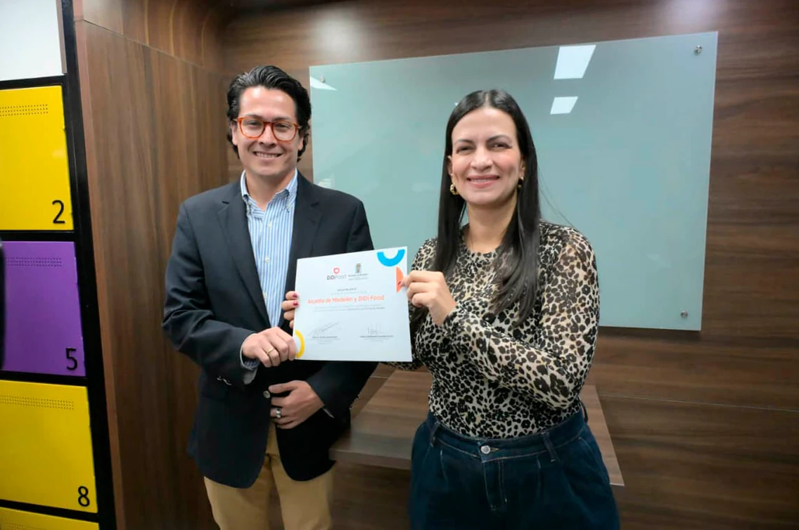Llega a Medellín una nueva alianza para impulsar la digitalización de los negocios gastronómicos