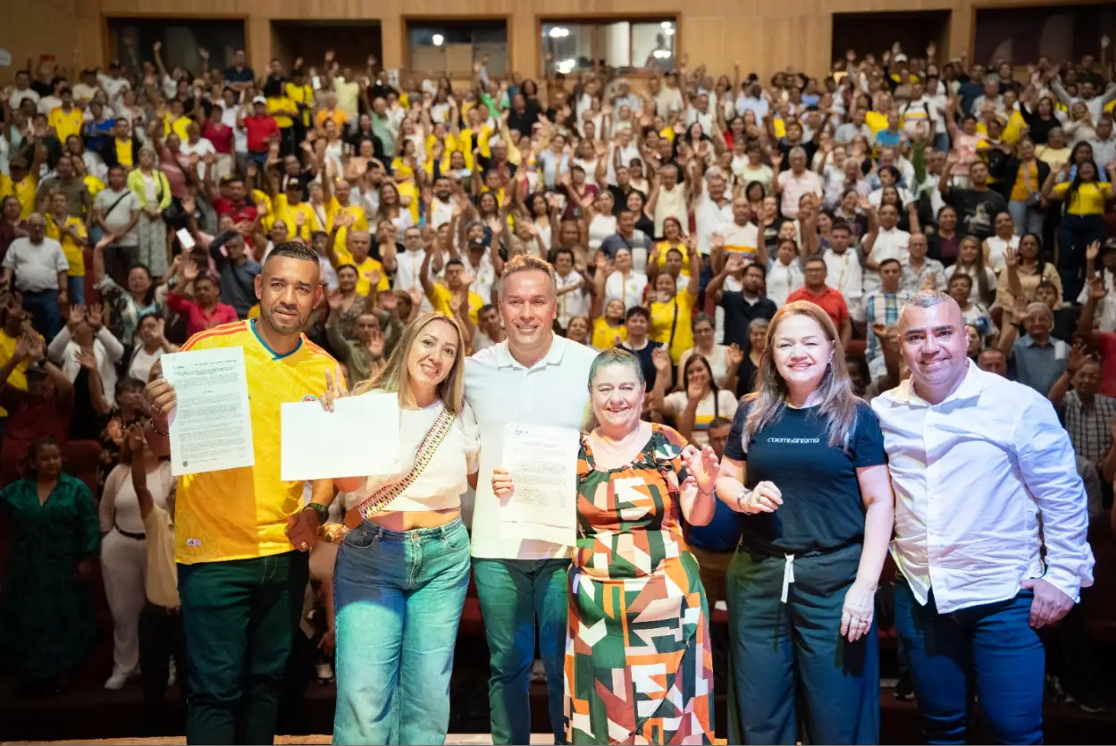 Pereira fortalece la democracia comunitaria con la posesión de 340 dignatarios de Juntas de Acción Comunal