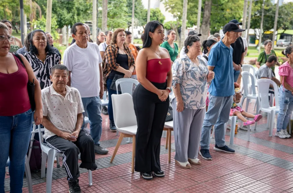 Gobernación de Risaralda entrega ayudas técnicas a personas con discapacidad que impactan a toda su familia
