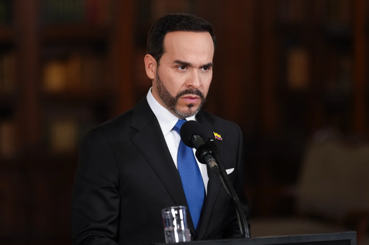 El Presidente Abelardo De La Espriella ordena la creación inmediata del Bloque Nacional de Búsqueda contra la Extorsión