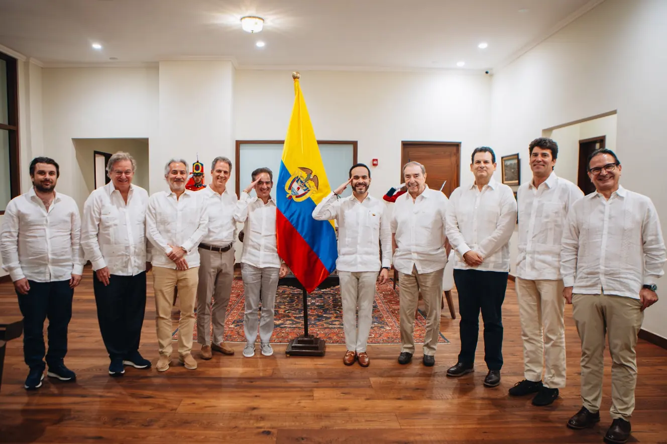 Presidente De La Espriella se reunió con empresarios y logró reducción de tasas en créditos de vivienda para damnificados del terremoto