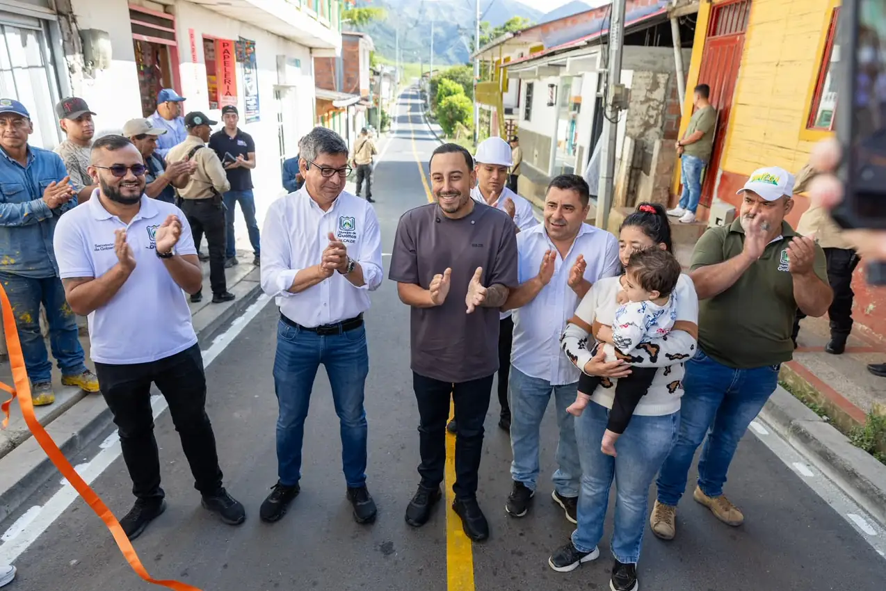 Gobernación de Risaralda pone fin a 40 años de espera en Guática, con entrega de dos obras viales
