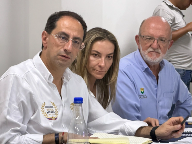 Vicepresidente José Manuel Restrepo coordina atención de la emergencia tras el sismo en Caldas