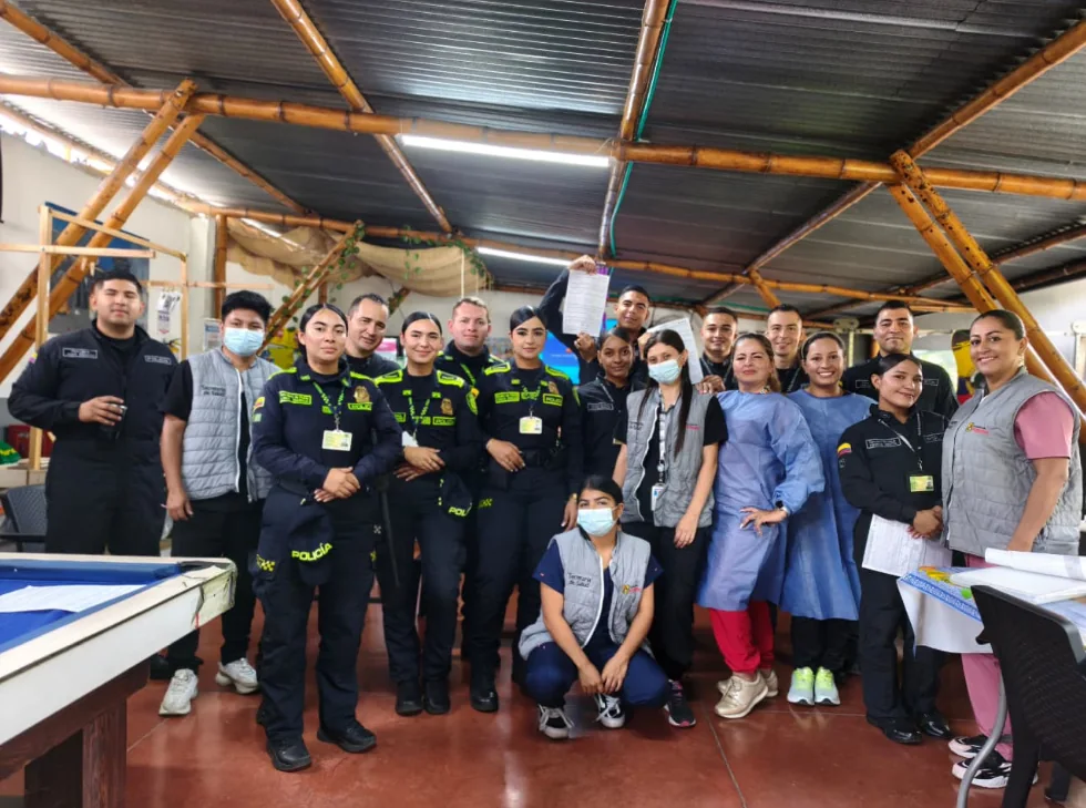 CUIDAR A QUIENES CUIDAN: JORNADA DE PRUEBAS RÁPIDAS PARA LA POLICÍA
