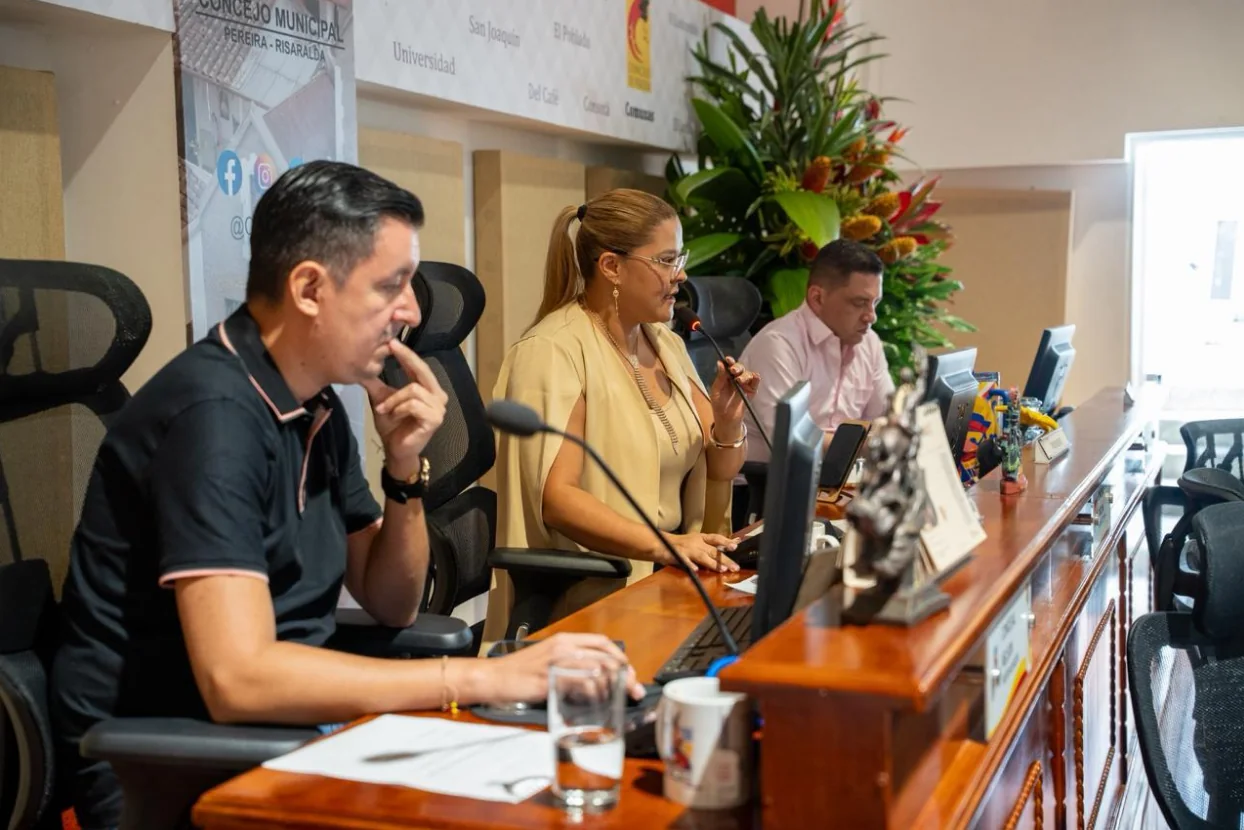 Alcaldía de Pereira garantiza recursos para la reconstrucción y atención de la emergencia