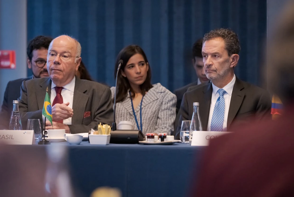 Colombia propone fortalecer la inversión y el comercio en la agenda iberoamericana