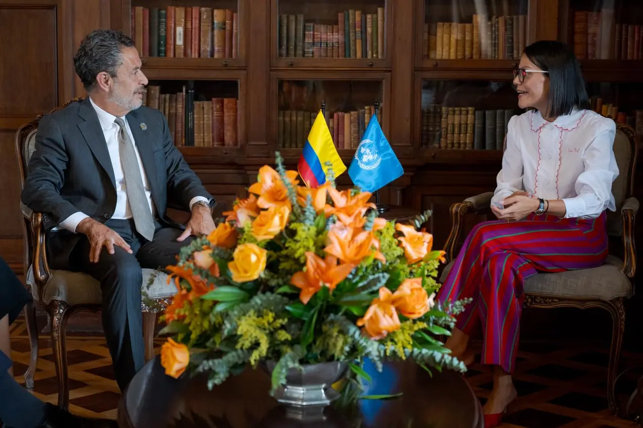 Colombia y ONU Turismo fortalecen cooperación para transformar el sector turístico y promover el desarrollo territorial