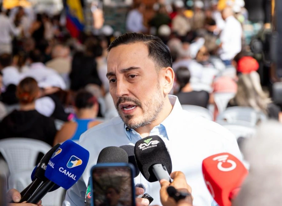 Gobernador destina más de $80.000 millones para la reconstrucción de vivienda y educación en Risaralda