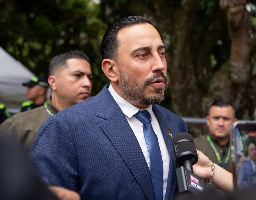 Gobernador de Risaralda pide celeridad en investigación por amenazas contra periodista