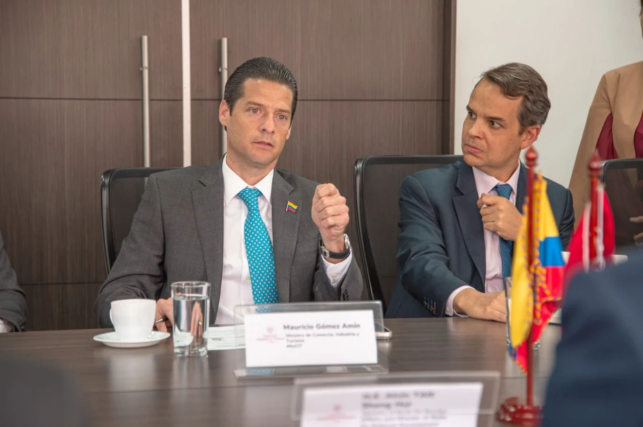 Colombia estrecha relación económica con Singapur, referente de las economías milagro del mundo
