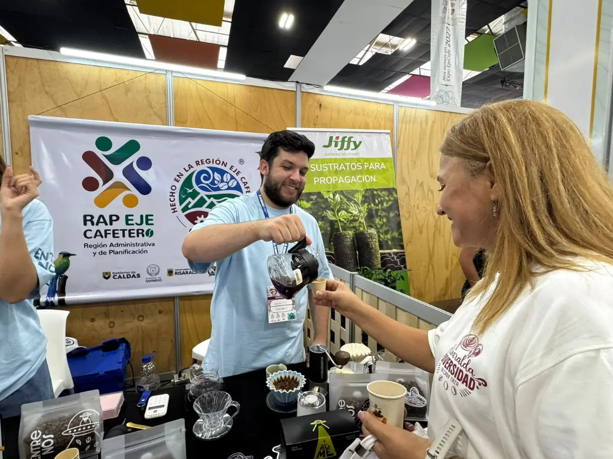 LA RAP EJE CAFETERO IMPULSA LA REACTIVACIÓN ECONÓMICA Y EL APOYO LOCAL CON EL EVENTO «UN CAFÉ POR RISARALDA» Y LA PLATAFORMA “COMPRA EN PEREIRA”.