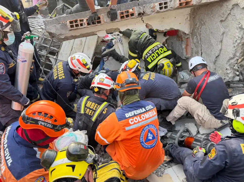 EDIFICACIÓN EN RIESGO QUE COLAPSÓ EN EL CENTRO DE PEREIRA, TENÍA TODAS LAS ADVERTENCIAS SOBRE EL PELIGRO