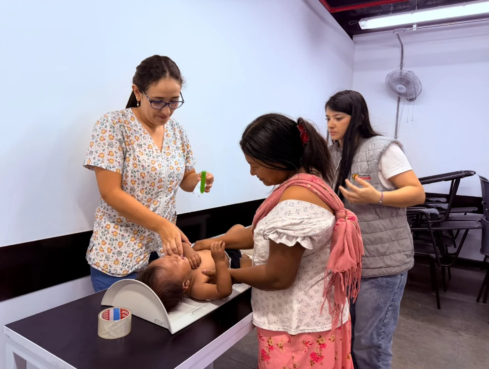 Nutrición con propósito: Alcaldía de Pereira y Fundación Éxito garantizan el bienestar de madres y bebés con el programa «Nutriendo con Amor»