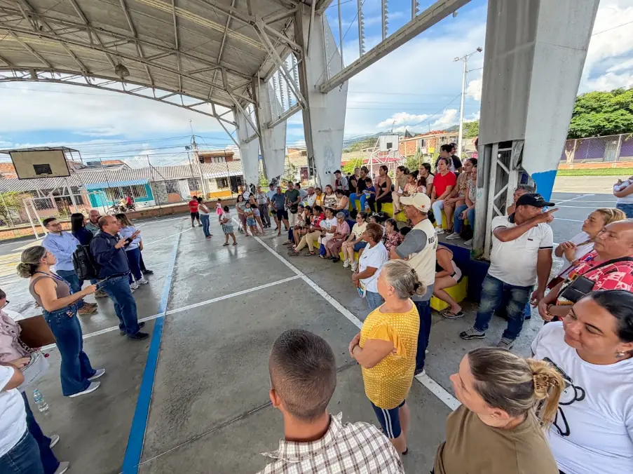 Gobernación de Risaralda invertirá $18.725 millones en viviendas de interés prioritario para La Virginia y Quinchía