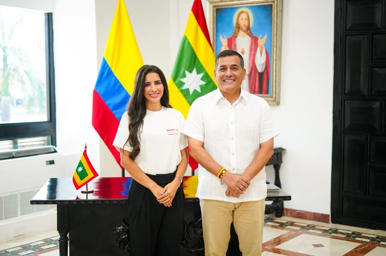 Alcalde Dumek Turbay posesiona a Angélica Hernández como nueva gerente del Gran Malecón del Mar, que abrirá sus puertas este sábado con el presidente Abelardo De La Espriella