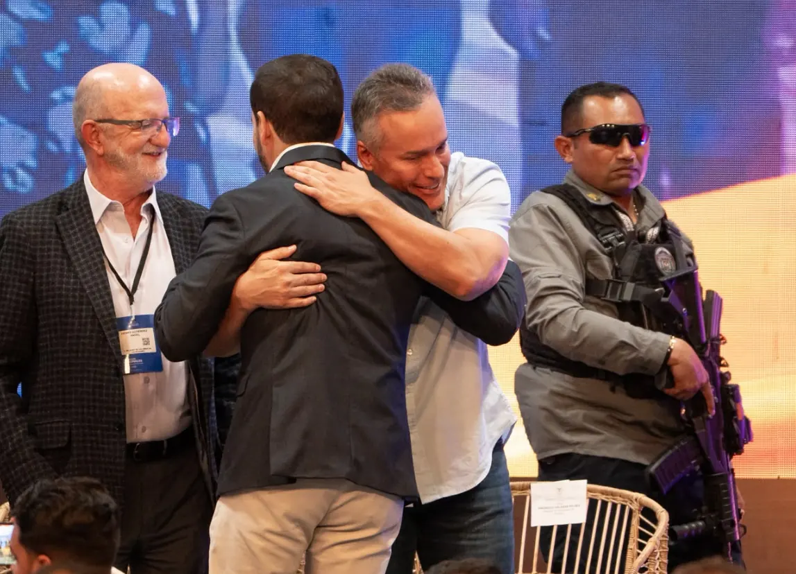GOBIERNO NACIONAL ANUNCIÓ DISPOSICIÓN DEL PRIMER BILLÓN DE PESOS PARA LA ATENCIÓN POS TERREMOTO EN EL EJE CAFETERO Y PEREIRA
