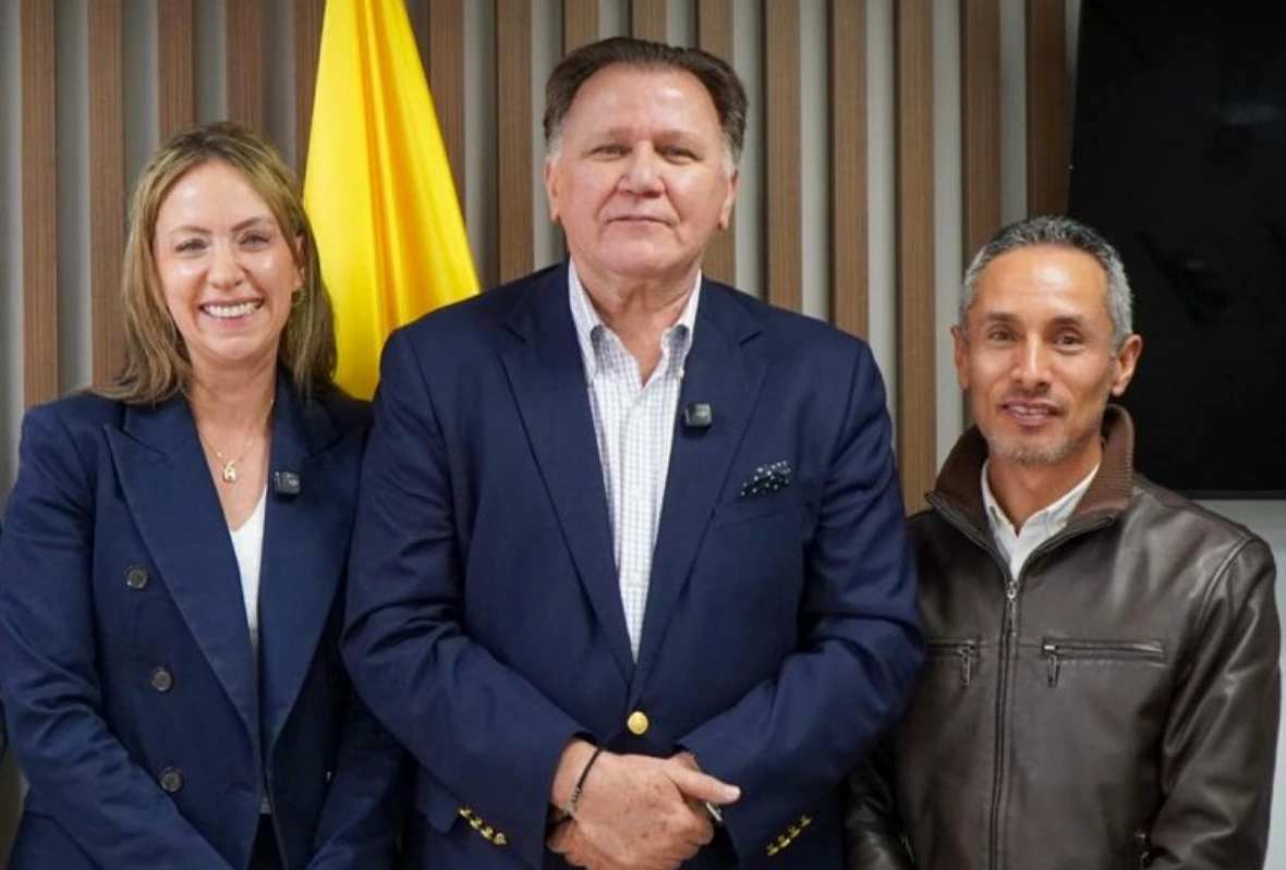 Ministerio de Agricultura y Grupo Éxito anuncian alianza para fortalecer la comercialización directa de pequeños y medianos productores