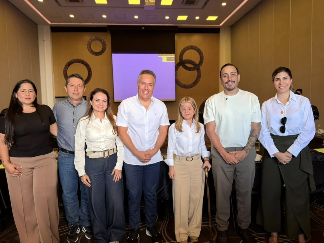 Alcalde Mauricio Salazar presentó a la Ministra de Transporte, plan integral de reconstrucción y proyectos estratégicos de movilidad