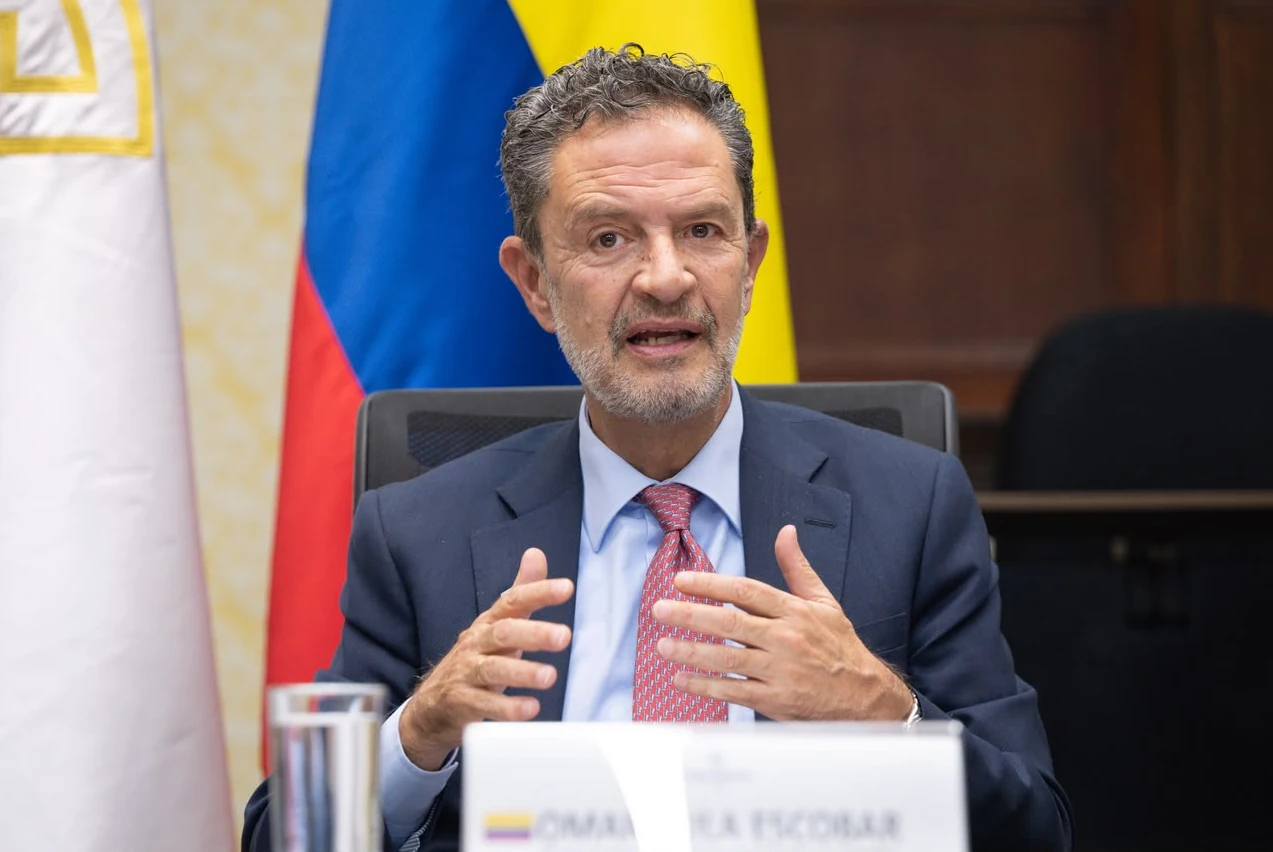 Canciller Omar Bula destaca acuerdos andinos para combatir el tráfico ilícito de armas y fortalecer la seguridad