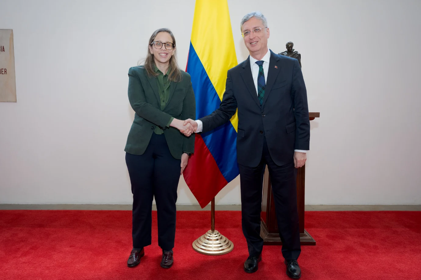 Colombia y Türkiye fortalecen su agenda bilateral con énfasis en diplomacia científica y cooperación al desarrollo
