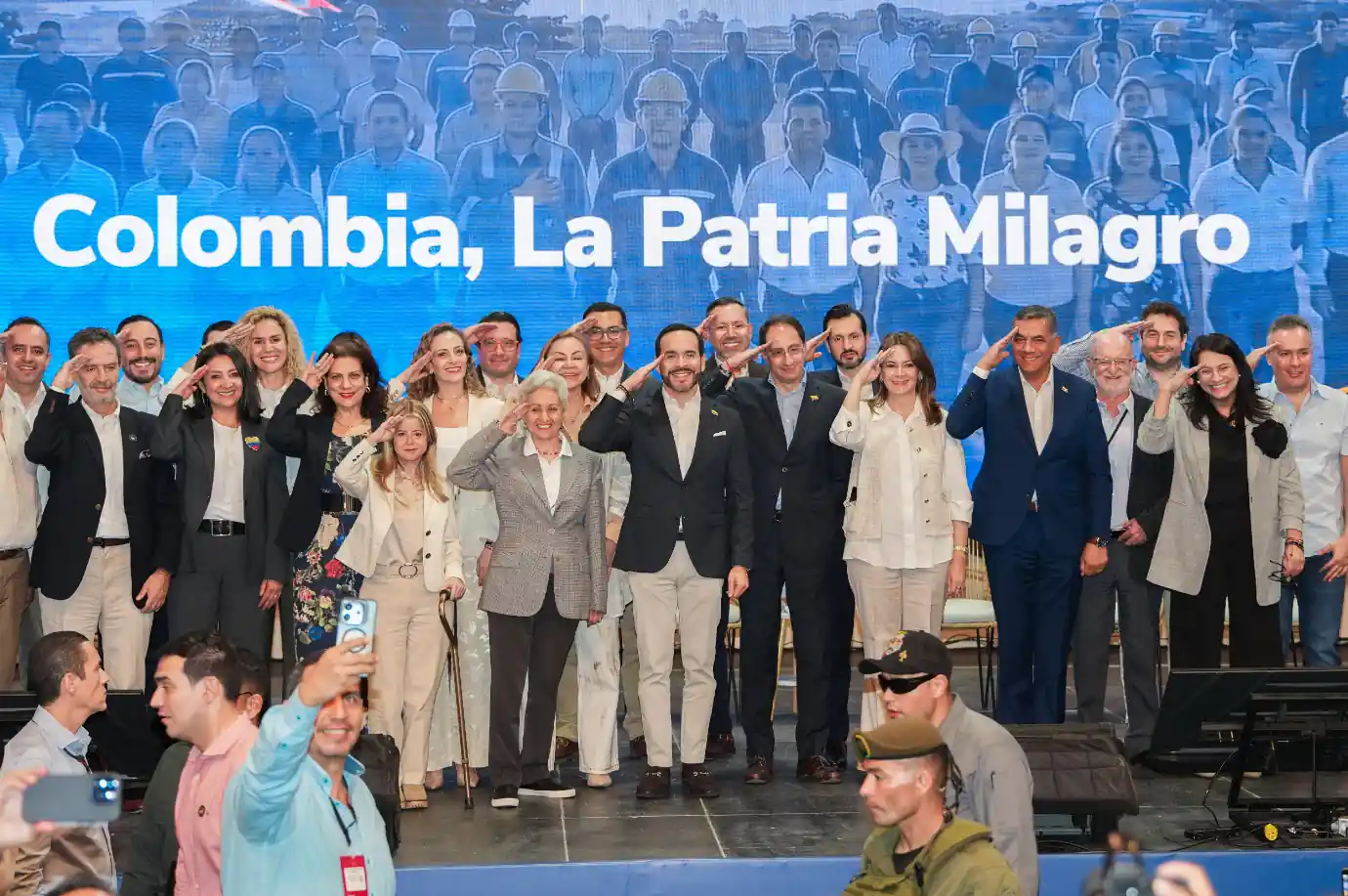 Presidente De La Espriella aseguró que el Gobierno construirá Plan Nacional de Desarrollo que alivie los dolores de cada región