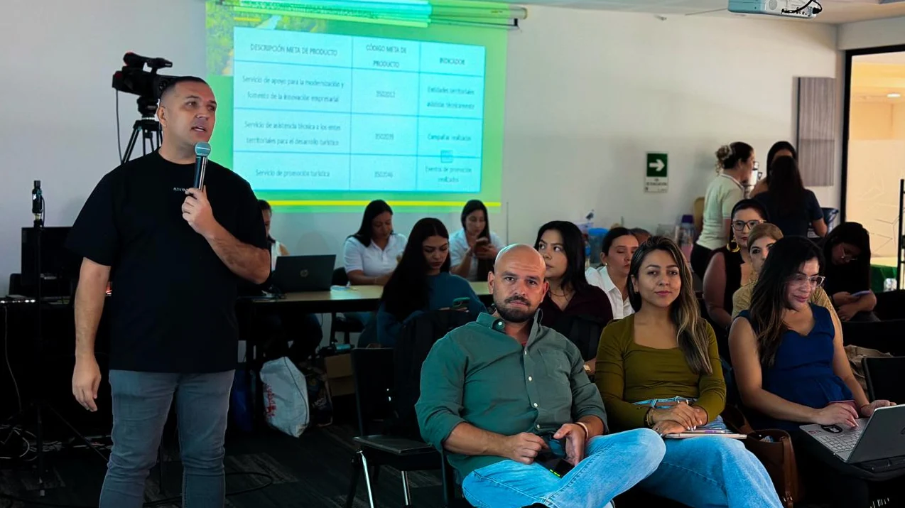 La Secretaría de Desarrollo Económico y Competitividad presentó ante la Asamblea el presupuesto 2027
