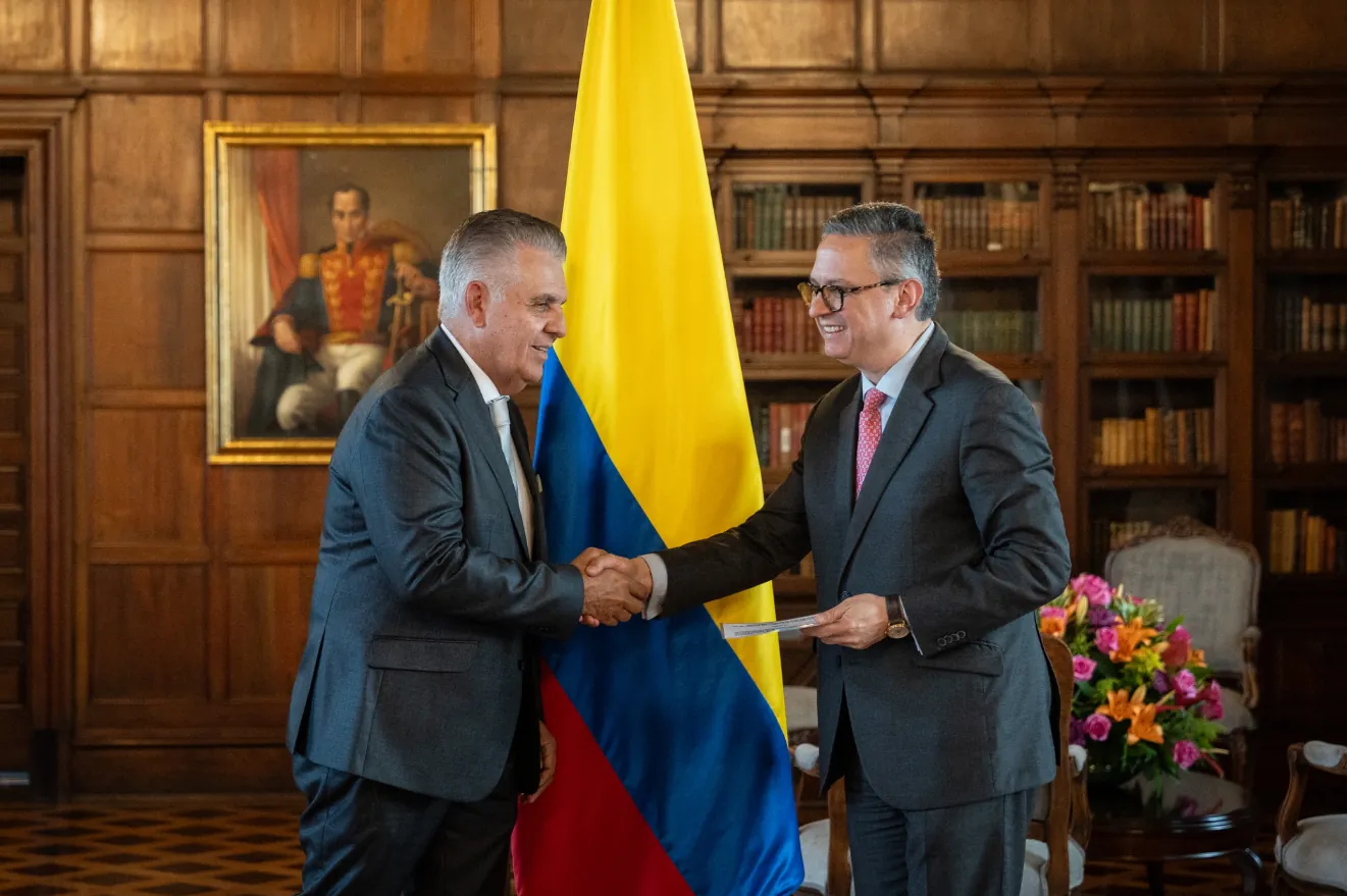 Edgardo Tomás Jaramillo Carbonel tomó posesión como nuevo Embajador de Colombia ante la República de Panamá